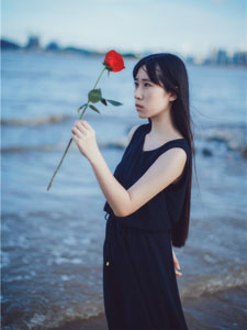 ai一键除衣破解版,智能美颜,轻松脱衣,一键塑形大法,效果立竿见影,必看